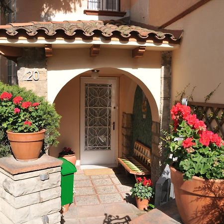 Tibidabo Apartments Барселона Экстерьер фото